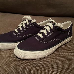 NWOT Navy Keds